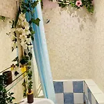 Lägenhet 1 Bedroom Near Kadriorg Swan Pond